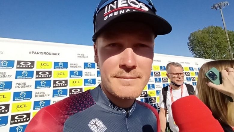 Paris-Roubaix - Dylan van Baarle : «C'est incroyable d'arriver tout seul»