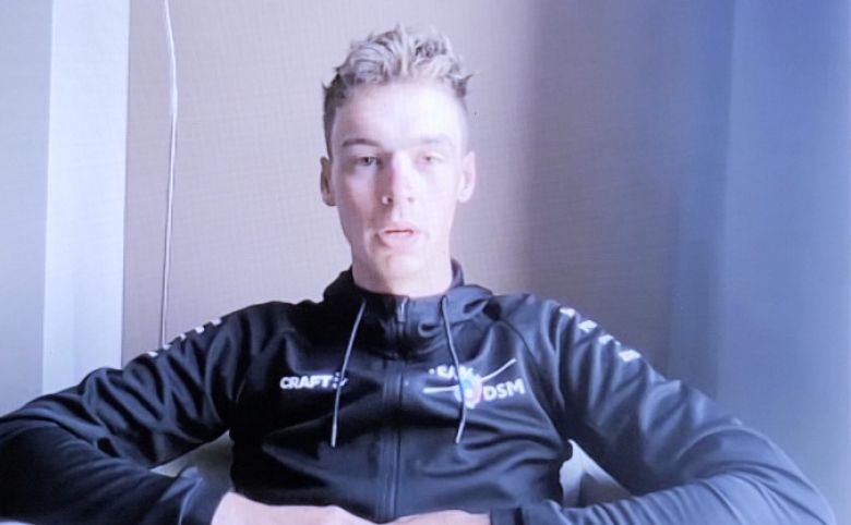 Tour d'Italie - Arensman : «Romain Bardet... fier d'être son équipier»