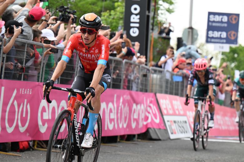 Tour d'Italie - Pello Bilbao a chuté au début de la 9e étape du Giro