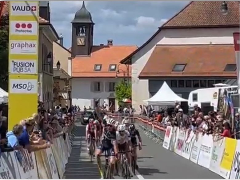 Tour du Pays de Vaud - La 2e étape pour Paul Magnier, Kulset en jaune