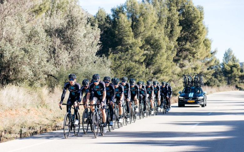 Tour d'Espagne - Le Team DSM misera finalement sur Thymen Arensman !