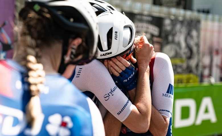 Challenge by La Vuelta - Chapman en larmes après sa der avec la FDJ-SUEZ