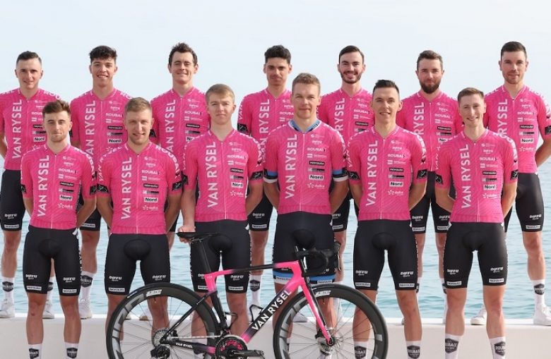 Route - La formation Van Rysel-Roubaix et son nouveau maillot tout rose