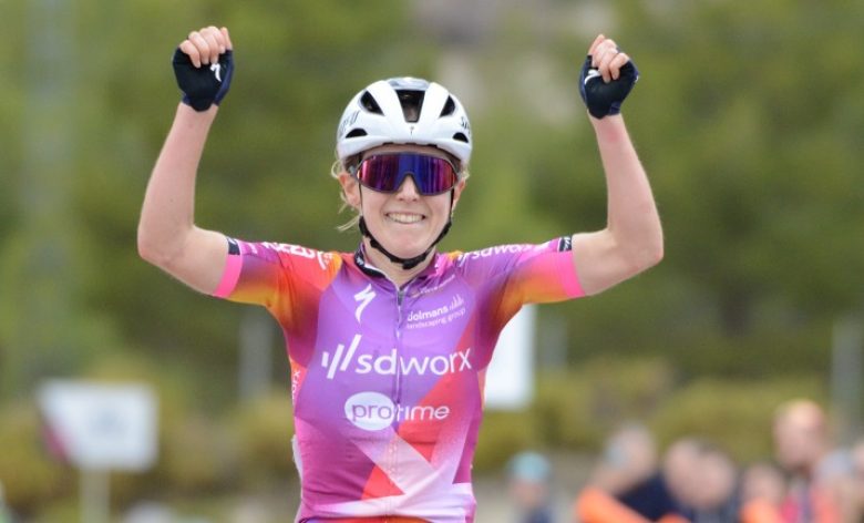 Semaine Valencienne - Niamh Fisher-Black gagne la 3e étape à Xorret de Cati