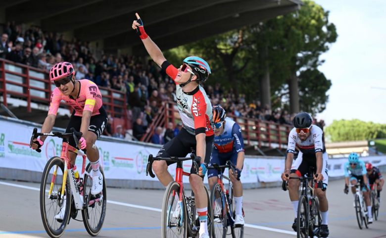 Berckmoes la der sur un vélodrome, Bouwman sacré