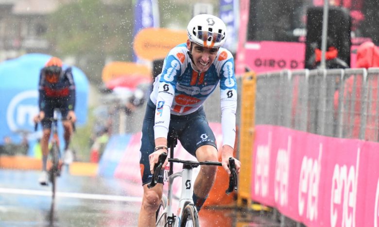 Giro.  Giro d’Italia – Romain Bardet “ha limitato i danni rispetto agli altri”