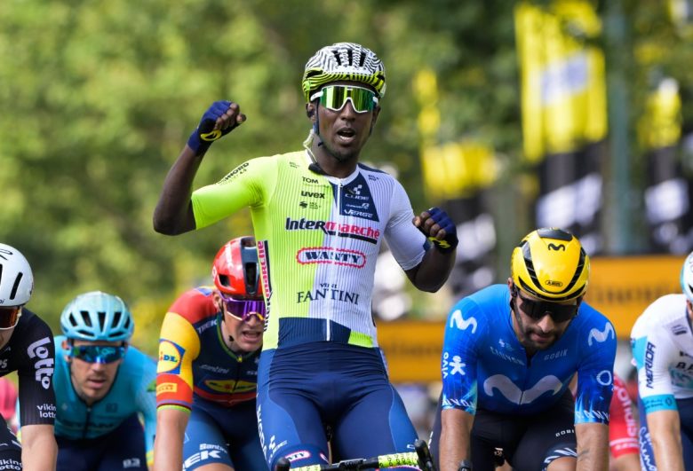 Biniam Girmay la 3e étape et l'Histoire, Carapaz en Jaune