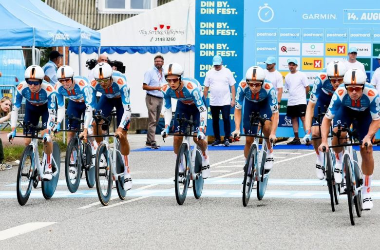 . Tour du Danemark L'équipe dsmfirmenich de Barguil gagne le chrono