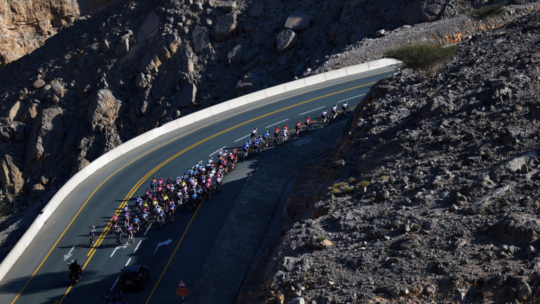 UAE Tour - Le parcours de l'UAE Tour 2026... une nouvelle montée terrible ! #UAETour #Evenepoel #Vingegaard #DelToro #UAE