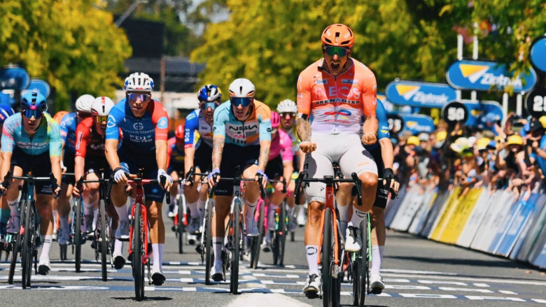 Tour Down Under - Le REPLAY : Sam Welsford, la 3e étape sous la grosse chaleur… #TourDownUnder #Welsford #Sprint #Vine #Video