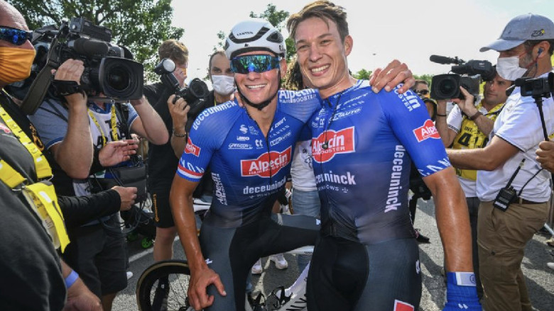 Milan-San Remo - Alpecin-Premier Tech autour de Van der Poel et de Philipsen #MilanoSanRemo #VanDerPoel #AlpecinPremierTech #TV