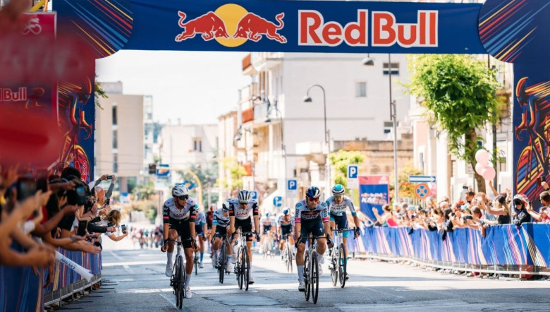Tour du Pays basque - Le "Kilomètre Red Bull" : une nouveauté pour l'édition 2026 #ItzuliaBasqueCountry #RedBull #Itzulia #KM #TV