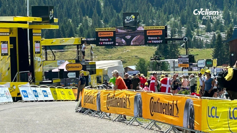 Média - Droits TV - L'UER et A.S.O. prolongent leur partenariat jusqu'en 2032 #ASO #TourdeFrance #Vuelta #ParisRoubaix