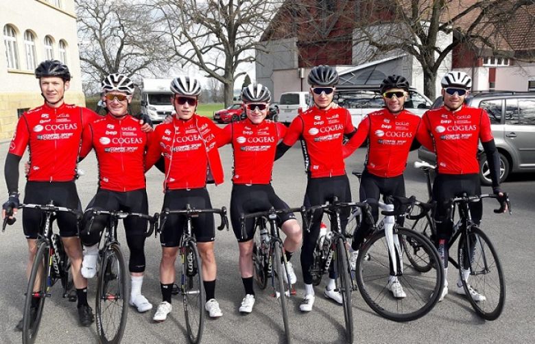 Route - La Cogeas Cycling Team avec Laurent Dufaux aux commandes !
