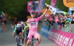 Tour d'Italie - Tadej Pogacar la 8e étape et triplé ! Romain Bardet perd gros