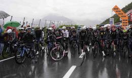 Tour d'Italie - Neige, froid... après le chaos, place à la 16e étape du Giro