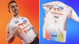 Route - Le Team TotalEnergies et son nouveau maillot tout blanc pour 2025