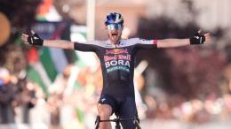 Tour d'Italie - Nico Denz remporte la 18e étape du Giro en solitaire