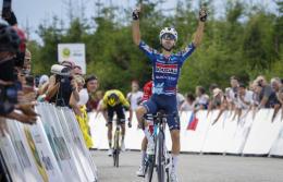 Czech Tour - Cian Uijtdebroeks battu par Junior Lecerf sur la 2e étape