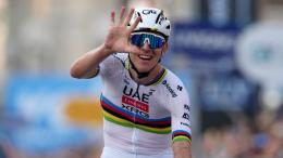 Tour de Lombardie - Tadej Pogacar atomise la concurrence et rentre dans l'Histoire