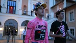 Tour d'Italie - Simon Yates : «Jonas Vingegaard pourrait viser le Giro...»