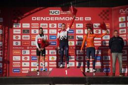 Coupe du Monde - Lise Revol à Dendermonde et a gagné la Coupe du Monde Juniors