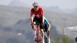 Tour d'Oman - La 3e étape pour Mauro Schmid... Valentin Paret-Peintre loin