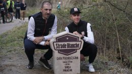 Strade Bianche - Tadej Pogacar honoré, un secteur gravier à son nom
