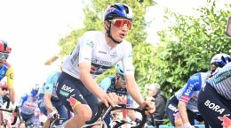 Tirreno-Adriatico - Giulio Pellizzari blessé au tendon : «J'aurais abandonné si...»