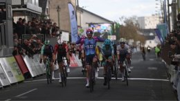 La Roue Tourangelle - Clément Venturini... au sprint dans les rues de Tours