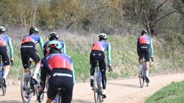 Route - L'équipe Decathlon CMA CGM dans les pelotons féminins dès 2027 ?