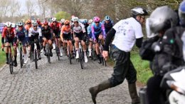 Divers - L’activiste ayant provoqué une chute sur le Tour de Bruges a été relâché