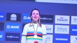 Route - Annemiek van Vleuten : «Je gagnais 800 euros par mois avec le cyclisme...»