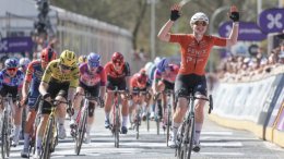 Grand Prix de l'Escaut - Charlotte Kool gagne un Scheldeprijs marqué par des chutes