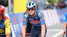 Tour de Romandie - Louis Vervaeke agacé : «Les motos peuvent changer la course»