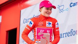 La Vuelta Femenina - Noemi Rüegg s’est fracturé l’épaule après sa chute