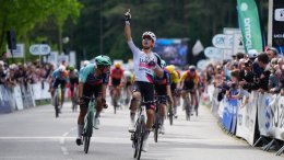 Grand Prix du Morbihan - Benoît Cosnefroy gagne... la Decathlon CMA CGM 2e et 3e