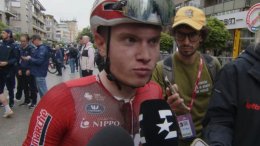 Tour d'Italie - Lennart Van Eetvelt : «J'ai vraiment joué pour le maillot Rose»
