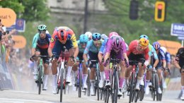 Tour d'Italie - Jonathan Milan : «J'aurais peut-être dû attendre un peu...»