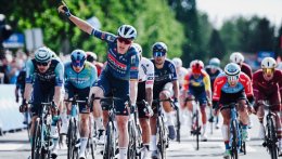 Tour de Hongrie - Tim Merlier en patron sur la première étape, chute dans le final