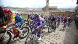 Navarra Women's Classic - Cat Ferguson impériale à Pampelune après un final épique