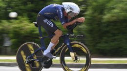 Giro d'Italia - La Pinarello Q36.5 perd un nouveau coureur sur le Giro, malade