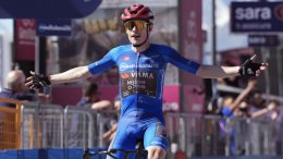 Tour d'Italie - Jonas Vingegaard s'offre la 14e étape et prend le maillot rose