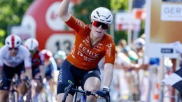 GP Mazda Schelkens - Charlotte Kool remporte au sprint le GP Mazda Schelkens