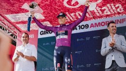 Tour d'Italie - Tom Steels : «Paul Magnier se place mieux que jamais...»
