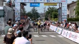 Alpes Isère Tour - Elliot Rowe trop fort au sprint sur la 4e étape