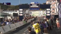Route - Fred Wright champion de Grande-Bretagne d'un boyau devant Lewis Askey !