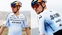 Tour de France - La tunique spéciale de Pinarello-Q36.5 pour le Tour
