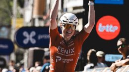 GP Lucien Van Impe - Charlotte Kool vainqueure devant Lucinda Brand