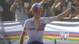 Championnats du Monde - Tom Pidcock sacré, déception pour les Français et MVDP